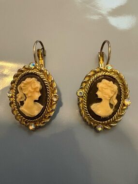 Gold Cameo Drop Earrings with Ivory Profiles